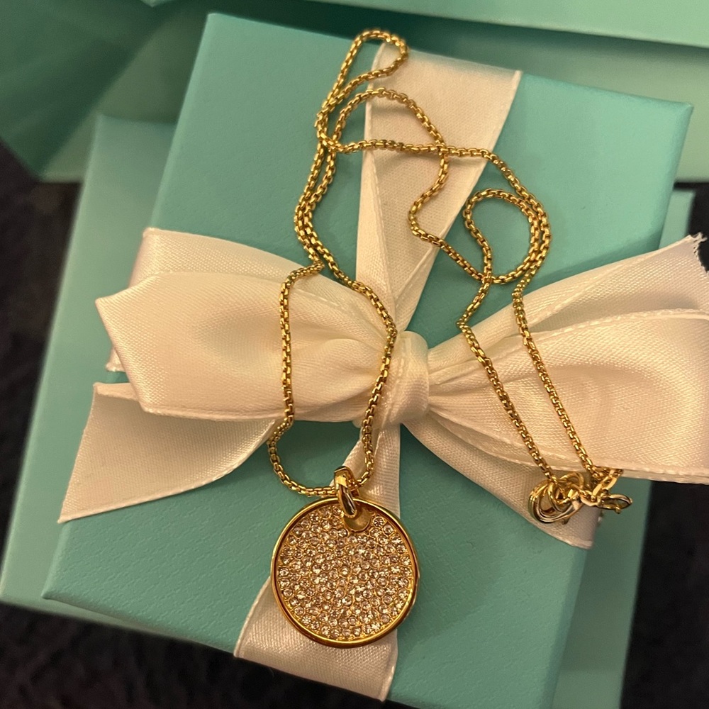 Lovely sparkling pendant 💖💖 - Picture 2 of 4